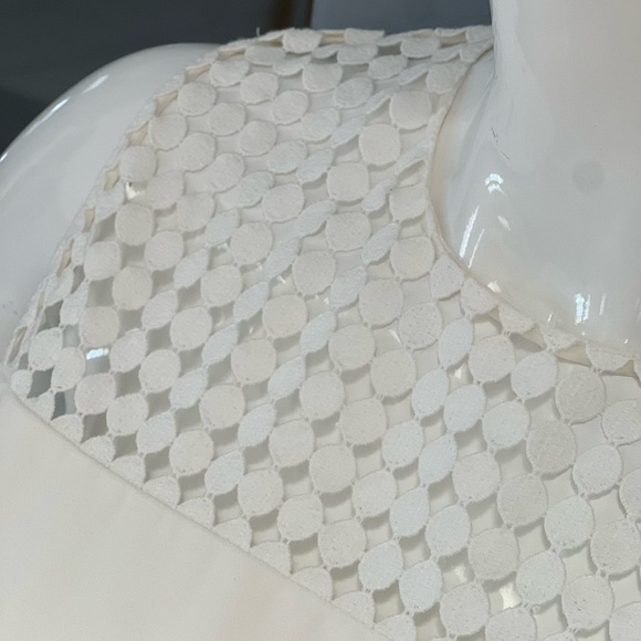 AKRIS Punto White Embroidered Dress NWOT Size 4 - Picture 6 of 15